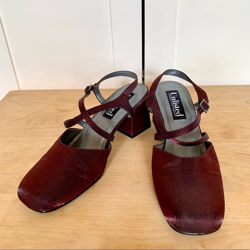 Vintage Unlisted 90s shiny maroon square toe heels